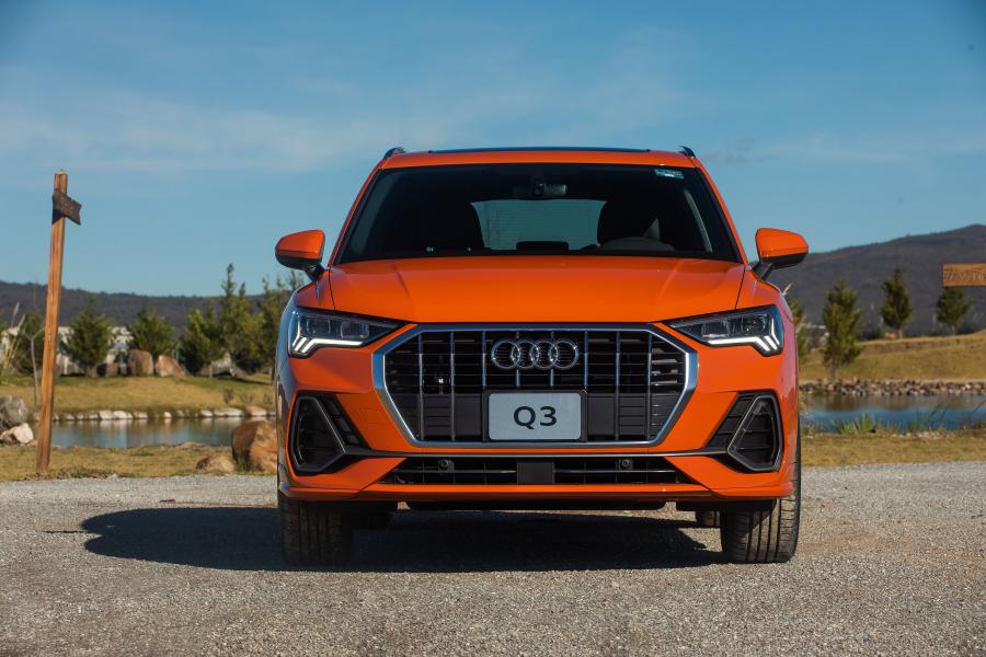  Audi Q3 35 TFSI S-Line 2020 года  (MX) (фото 9 из 40)
